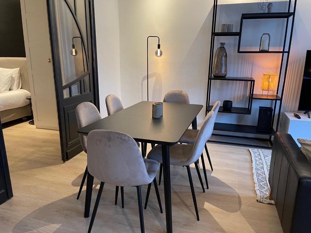 Casa Clementina - 3 Bedroom Apartment in a Art-Nouveau House