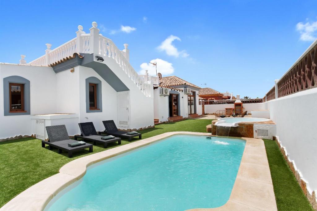 Villa Thomas