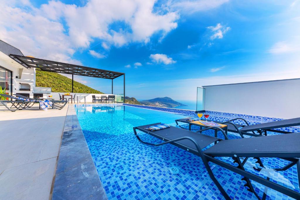 Villa Arya