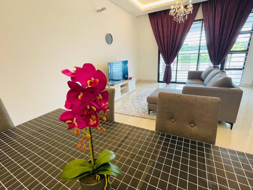Homestay 3BR near Setia Alam