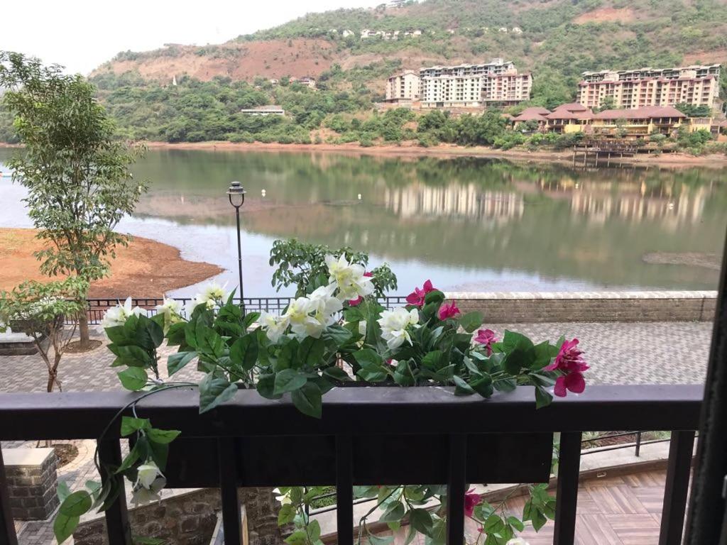 Lavasa Holiday Home (Lakeview)