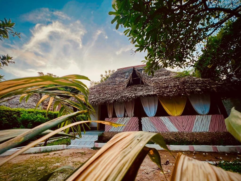 Double “A” VillaMan’s Nest