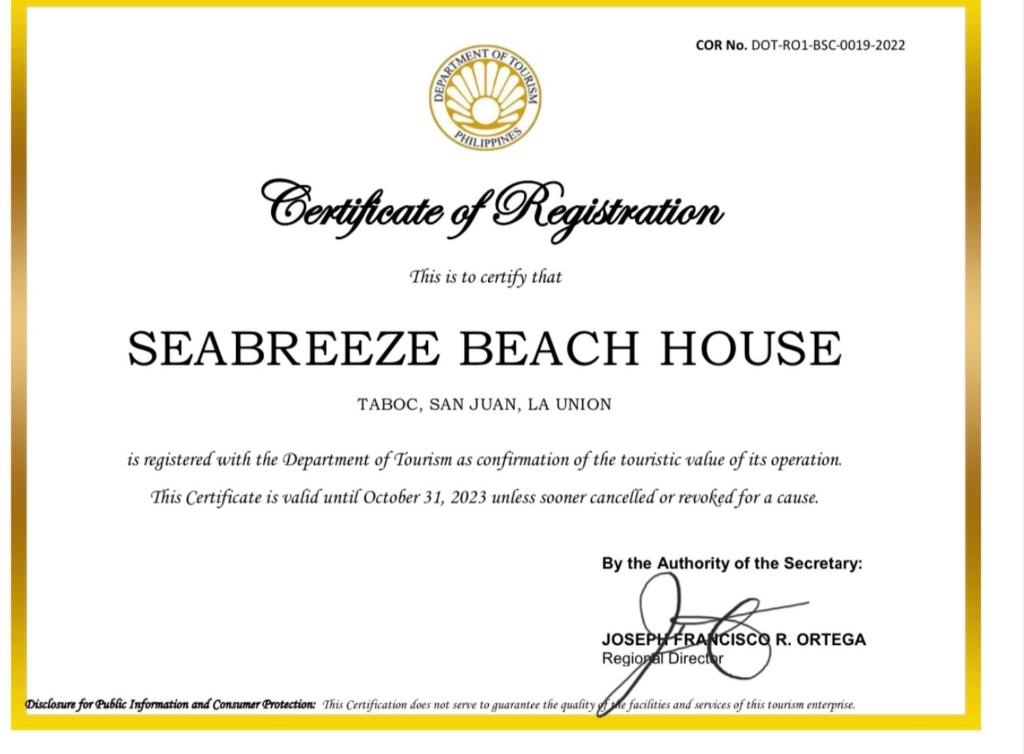 Sea Breeze Beachfront Home and Cottages