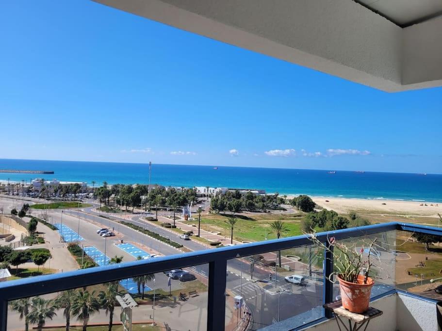 דירת נופש יוקרתית על הים 4 חדרים