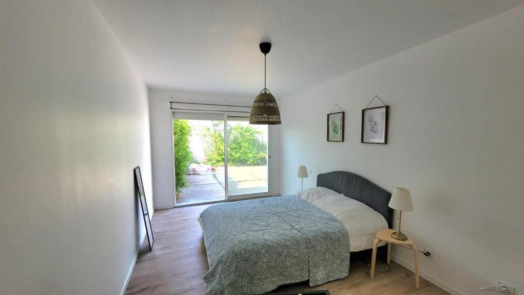 MAISON PLAIN PIED HYPER CENTRE ET 300M DE PLAGE