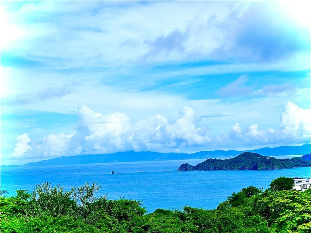 Bella Vista Oceanview Condo