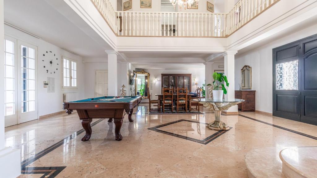 Villa Petrone - Luxury Home tra Bologna e Modena - Wi-Fi, Biliardo, Jacuzzi e piscina