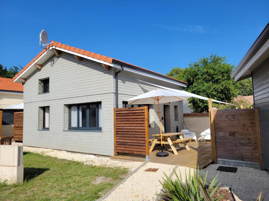 Les Cabanes de l'Airial Ecume