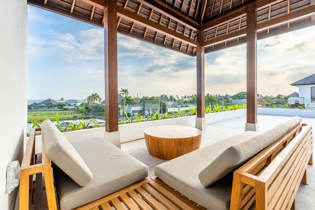 Om Cemagi Beach Villa