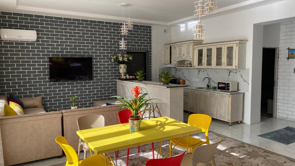 Duplex80