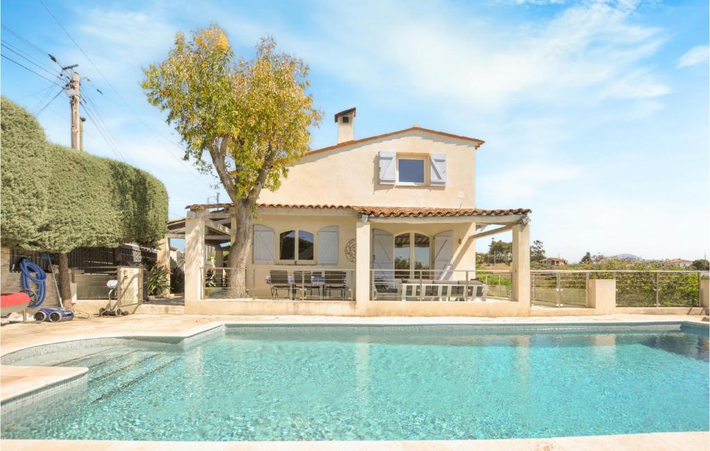 Nice Home In Saint-laurent-du-var With Wifi, 4 Bedrooms And Heated Swimming Pool