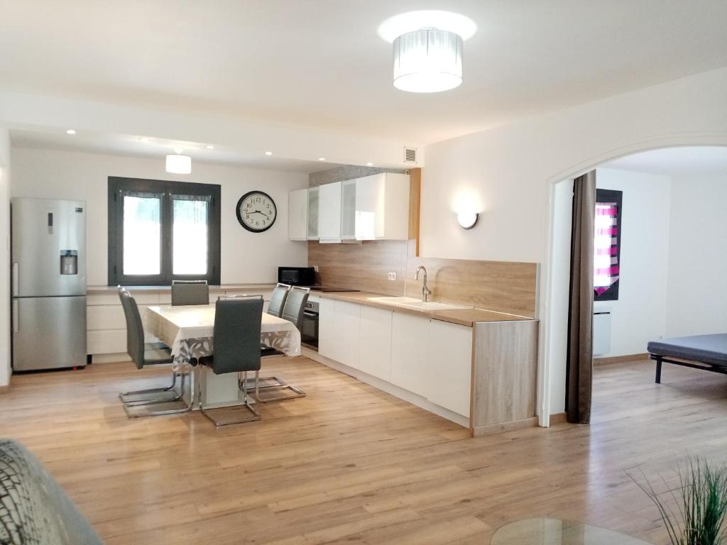 Maison individuelle plain pied avec Spa