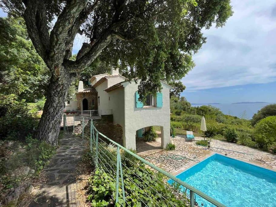 Villa „Sorbier“ mit Pool/ Meerblick an Côte d’Azur