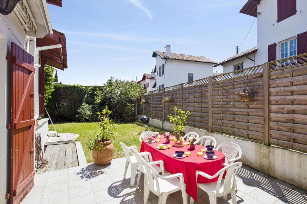 Charming Basque villa with garden - Bayonne - Welkeys