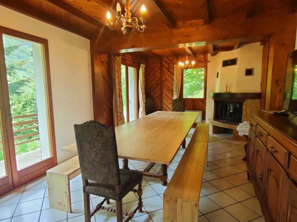 Maison Cauterets, 9 pièces, 15 personnes - FR-1-234-244