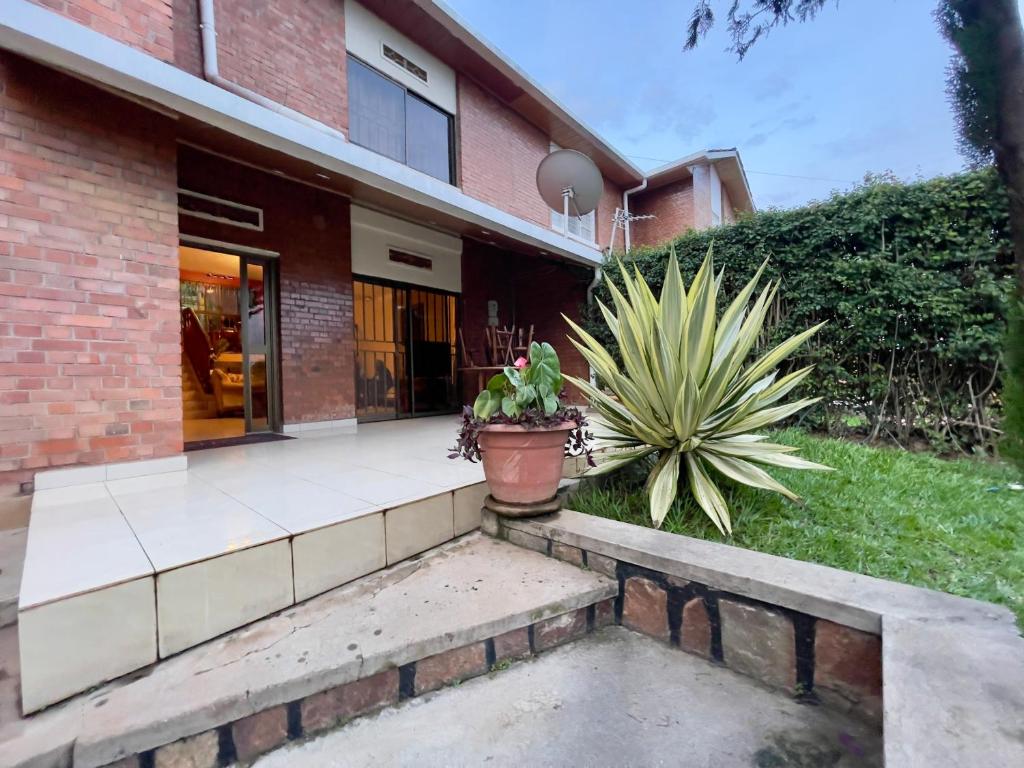 A Spacious 3 Bed - Hse in Kigali