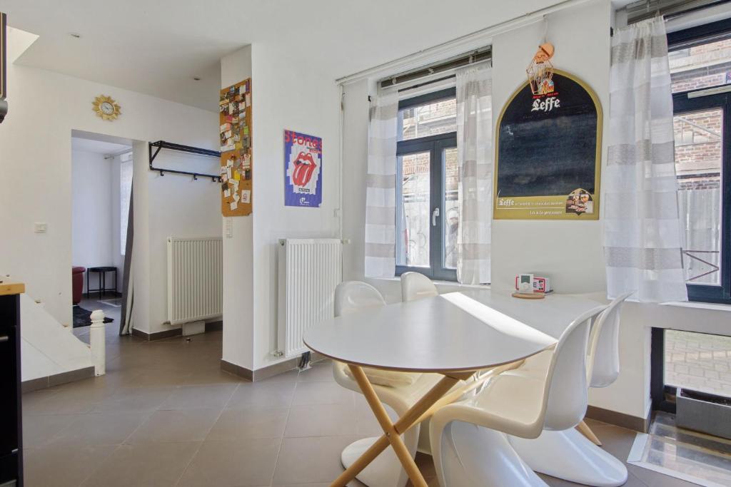 Cosy house at the heart of Old Lille - Welkeys