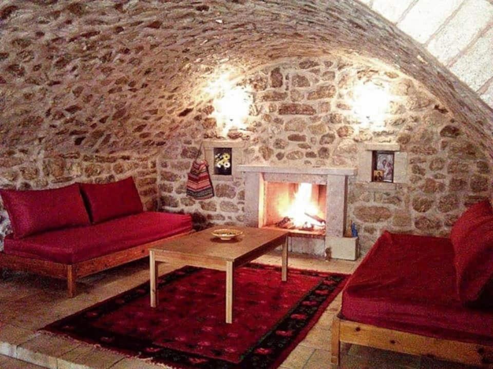 Kristi's Homes - "Beautiful Dome" in Dimitsana