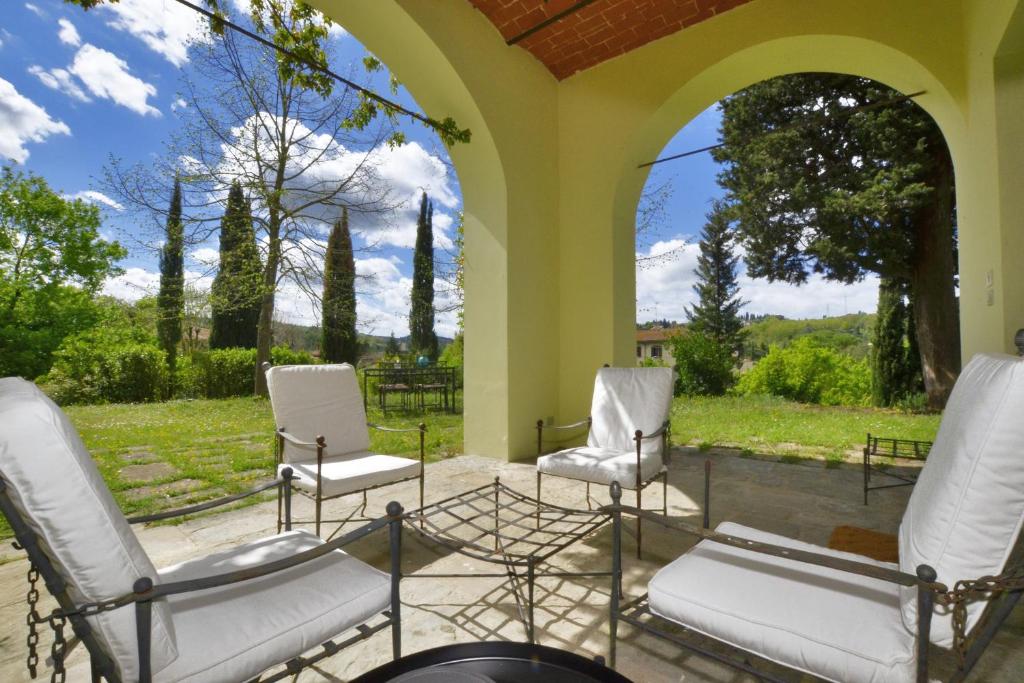 Certosa Homes - Happy Rentals