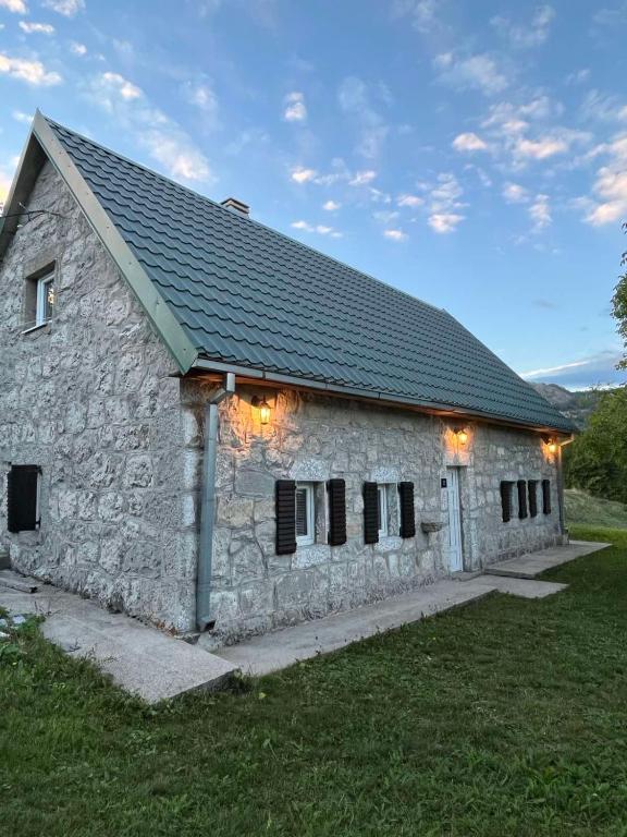Stara kuća Smrijačno