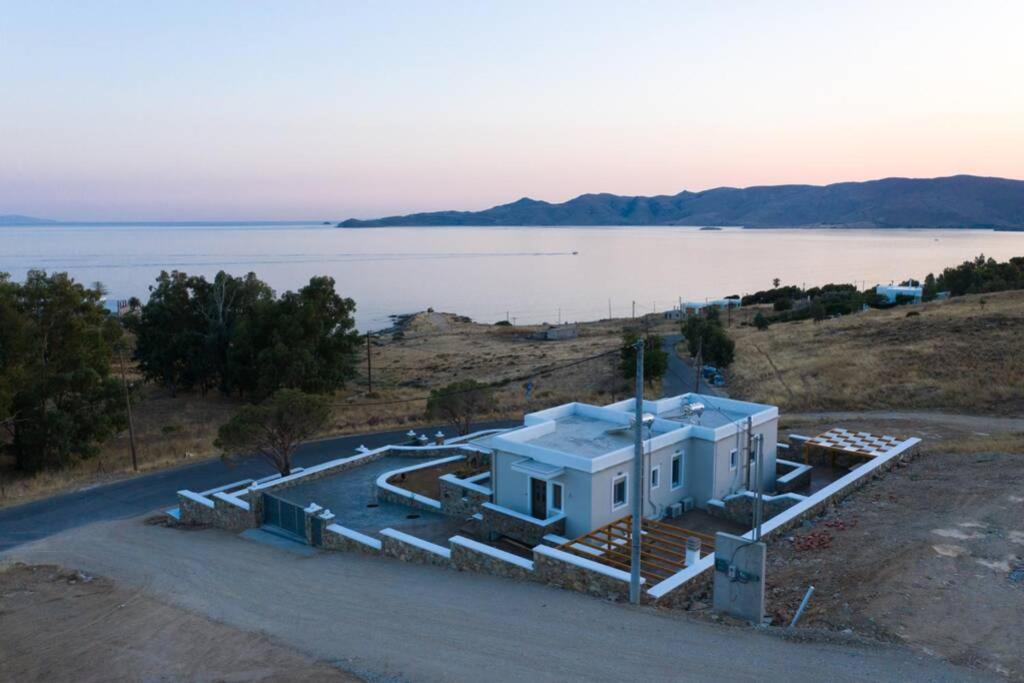 Filokalia 4 Veins - Vacation House with Sea View