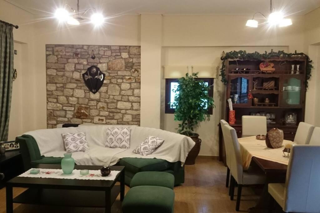VILLA RIA