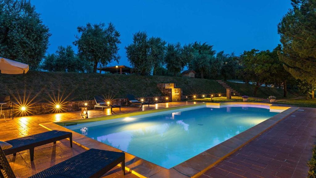Poggio Medei 10, Emma Villas