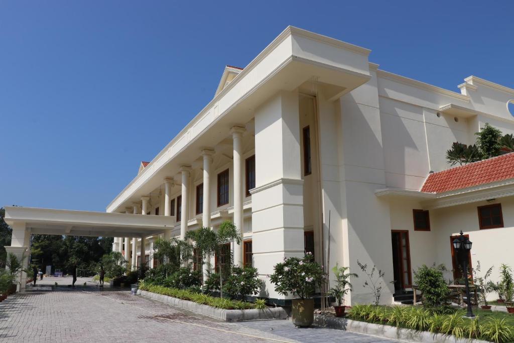 ROYALE De CASA Resort Kaziranga