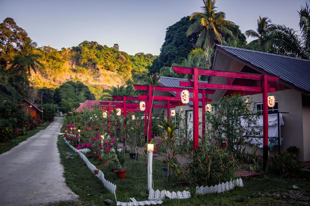 Timba Garden FREE TOWN AND JETTY TRANSPORT