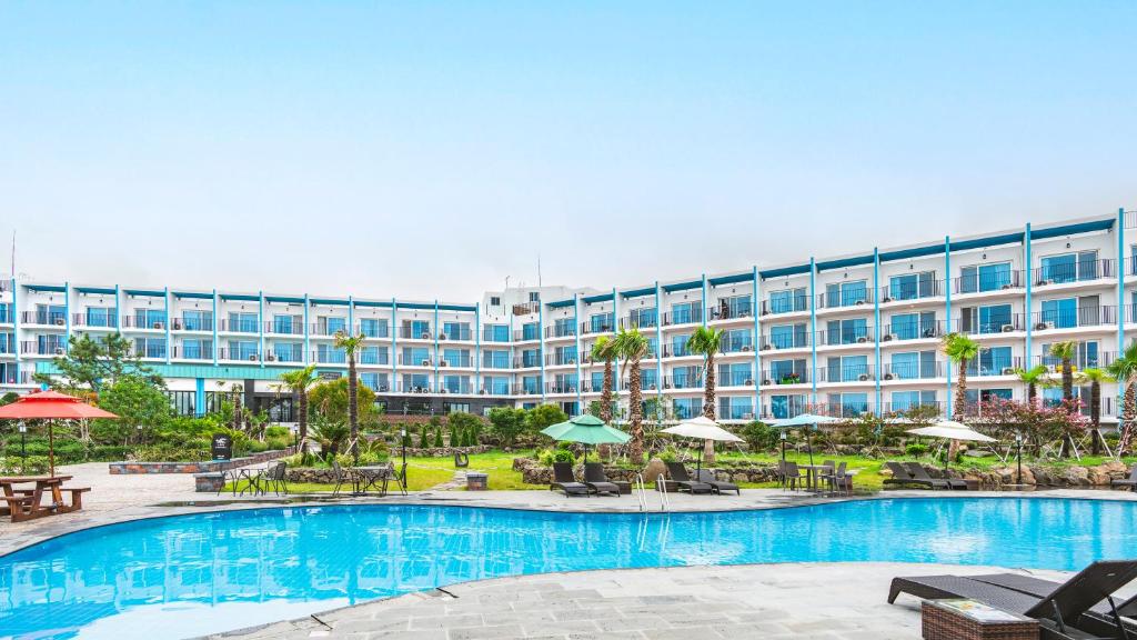 Hallim Resort