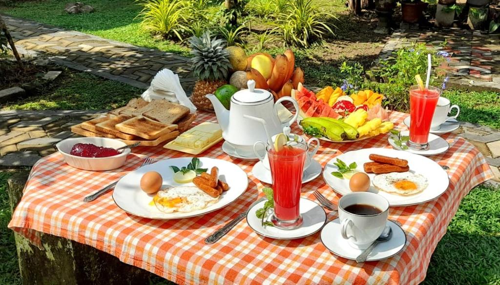 Dinu Lanka Resort