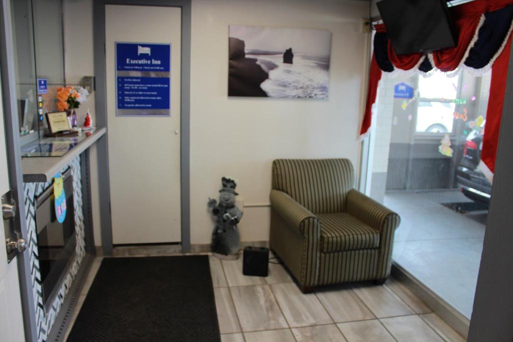 Executive Inn